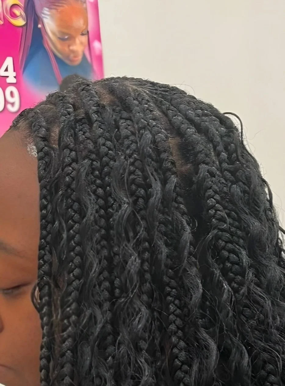 Hair braiding look 2 from the Bamba gallery